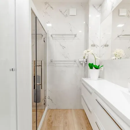 Sun&sport Maja Z Ogrodkiem 什切尔克