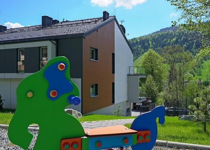 Sun&sport Maja Z Ogrodkiem